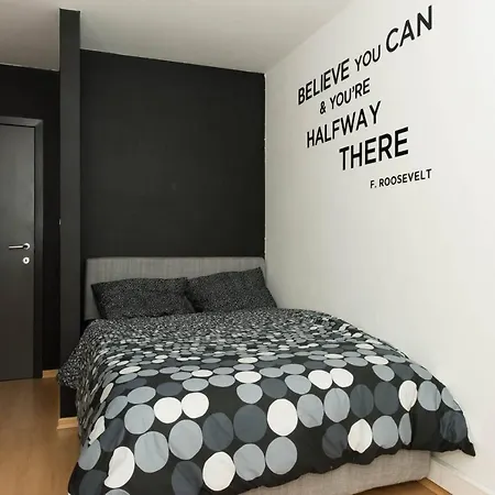1 - 11 Beds, 17p, 2 Bath-, 1 Livingroom Villa